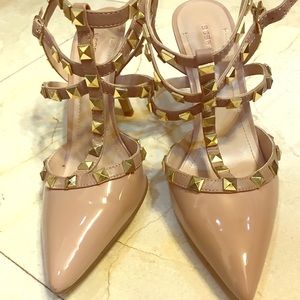 BCBGeneration rockstud heels